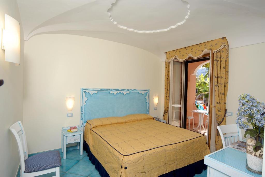 Hotel Bellevue Benessere & Relax Ischia Ruang foto