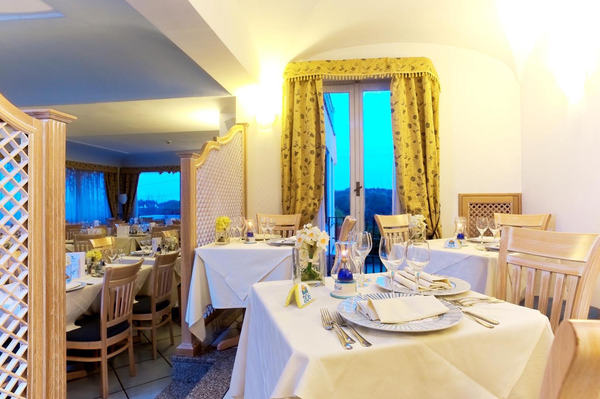 Hotel Bellevue Benessere & Relax Ischia Bagian luar foto